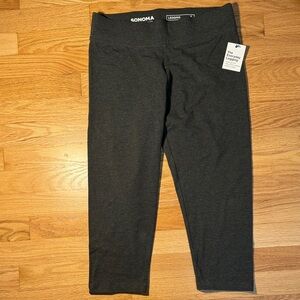 ✅ NWT SONOMA The Everyday Legging Workout Gym Yoga Capri Pants Size Small -Gray